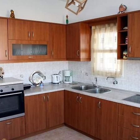 Elzahed Apartments Maestro Kímolos Buitenkant foto